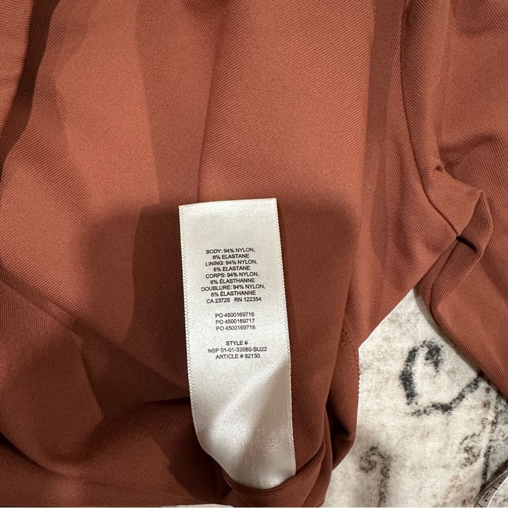 Aritzia Babaton Brown V-Neck Cropped Long Sleeve Top Size L Normcore Basics - Picture 6 of 7